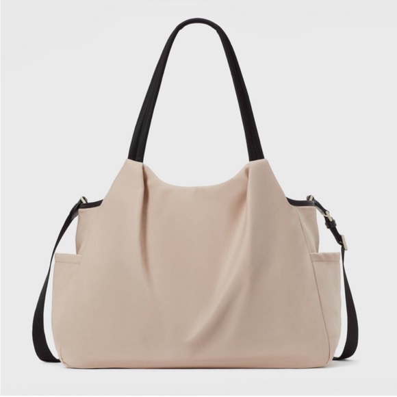 ♠️kate spade Chelsea Nylon Baby Bag, Warm Beige NWT - Picture 4 of 14